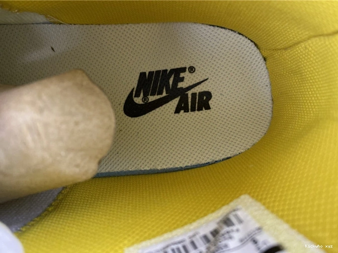 1 NRG AQ0818-149 Yellow-Cone Powder Off-White Dark Jordan x Air White 0816